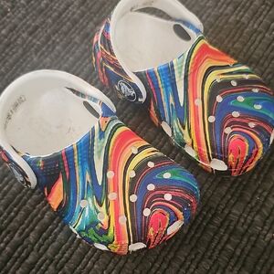CROCS Kids Rainbow Swirl Clogs - Multicolor